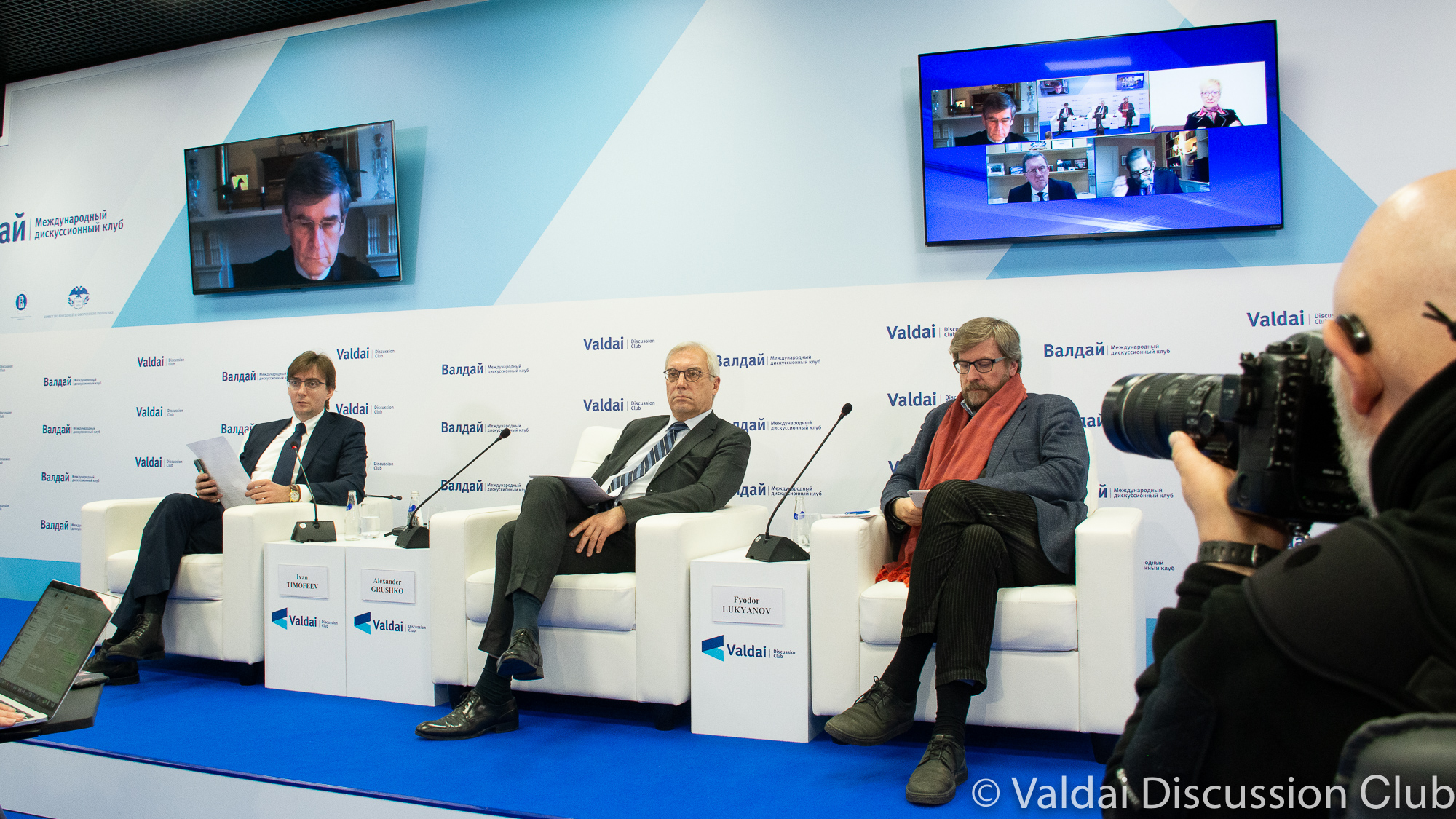Фотогалерея: Дискуссия «Отношения России и НАТО: жирная точка или  продолжение следует?» — Клуб «Валдай»