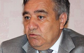 Акбаршо Искандаров