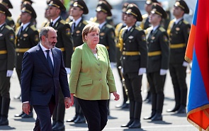 Визит Меркель в разделённый регион: не «исторический», но по-кавказски яркий