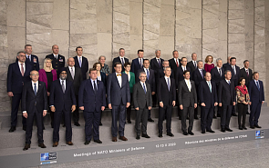 Роль НАТО на Ближнем Востоке: до чего договорились министры обороны альянса? 