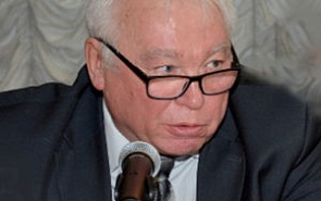 Анатолий Бажан