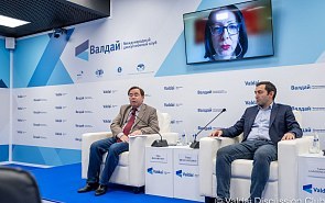 Фотогалерея: Дискуссия на тему «Миграционный кризис современности: от А до Я»