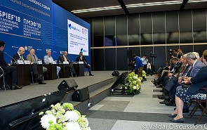 Сессия клуба «Валдай» на Петербургском международном экономическом форуме – 2019